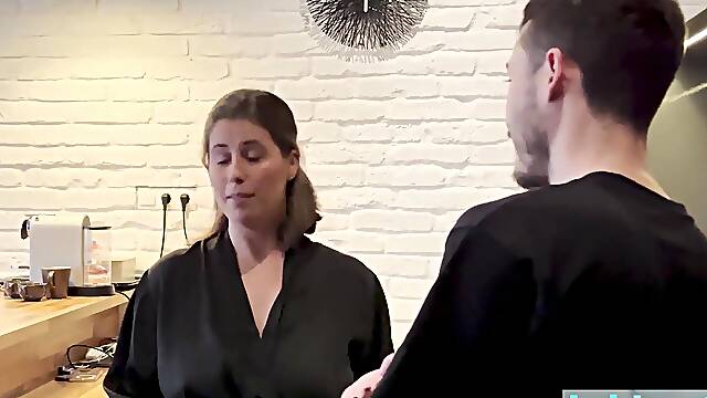 Welcome To The Neighborhood! Ladylyne Treats Her Guest