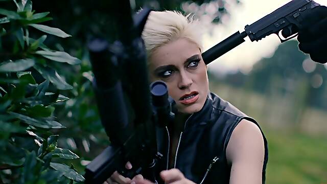 British Milf Surrenders To Desire In A Risky Escape