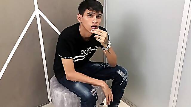 Skinny Latina Gives Nice Blowjob And Facial (Pov)