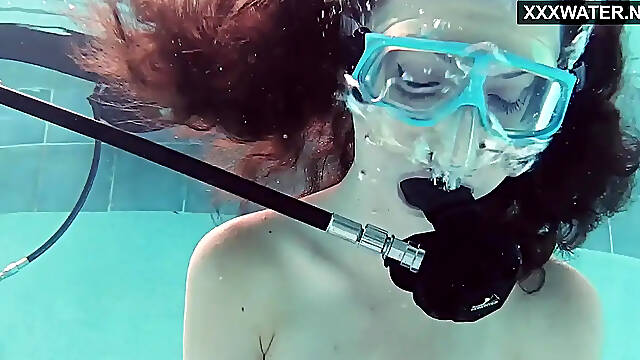 Underwater, Pool, French, Orgasm