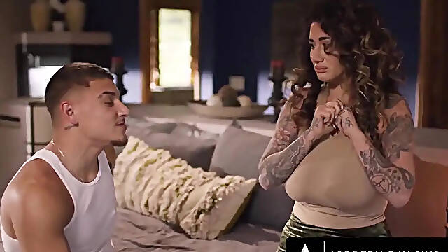 Creepy Stud Tricks Heartbroken Step-Aunt Into Hot Sex