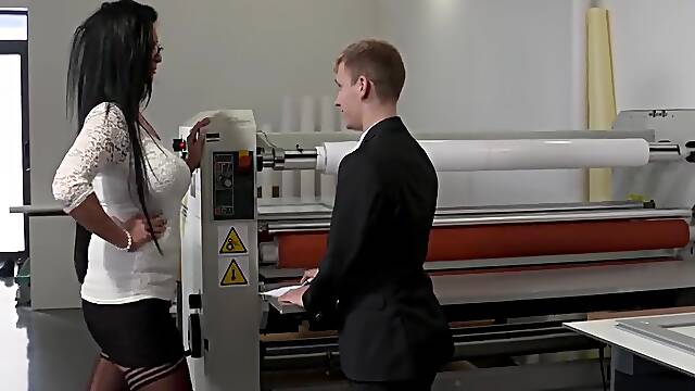 Nemški Veliki Joški, Nemke, Stopala, Dokolenke