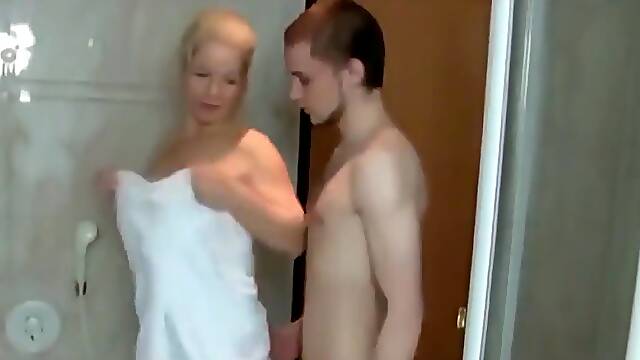 Skinny Boy Enjoying His First Milf In Shower