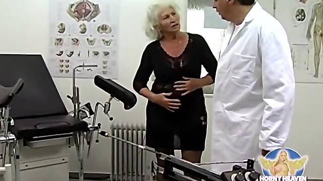 Oma Maschinell Befriedigt #4