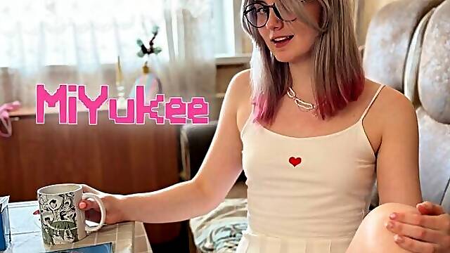 Girlfriend Lost At Board Game And Paid With Her Juicy Pussy And Slobbery Blowjob Miyukee