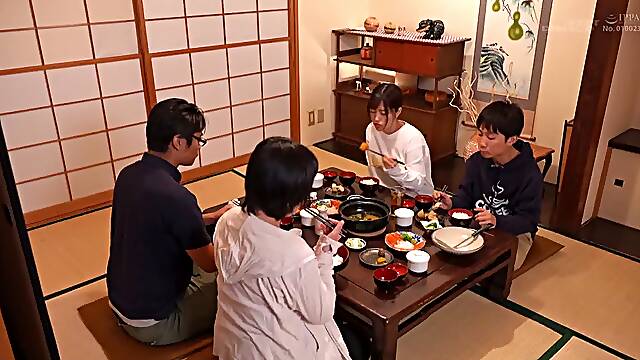 Japonska Mama, Japonka, Velika Rit, Rit