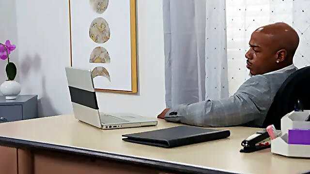 Brazzers: Sugar Daddy Hunting With Cherie