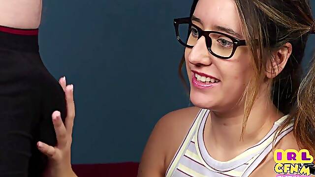 Cfnm Amateur 21Yo Cutie With Glasses Giving Bj To Her Bf