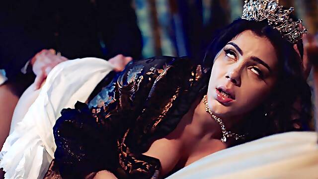 Sam Bournes Sultry Italian Encounter Sparks Wild Threesome Passion