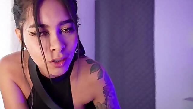 Hrana, Latinka, Igrače, Prvoosebno Snemanje Seksa