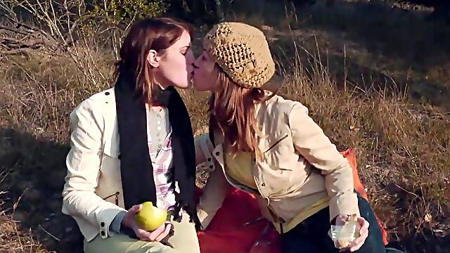 Belt It On (Full Clip)