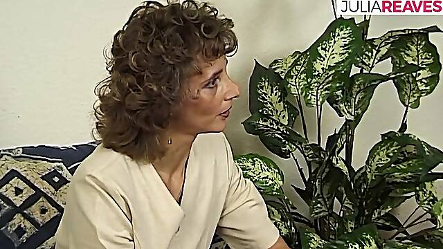 Excited Mother Id Like To Fuck Seduces Her Electrician