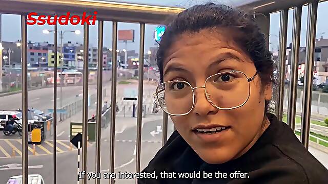 This Chab Let Me Screw In Swap For Cash, I End Up Breaking My Booty.