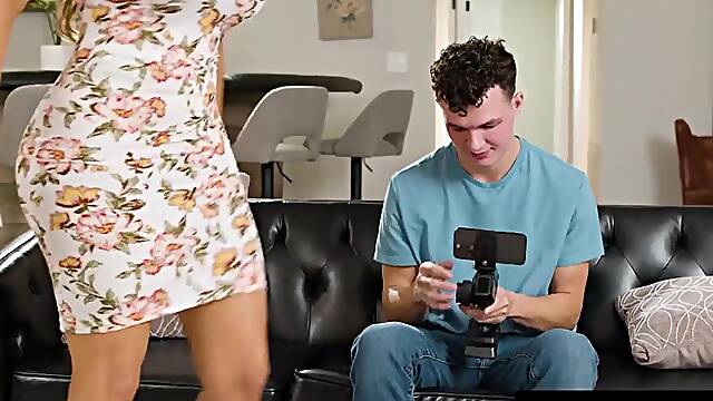 Italian Mom, Caught, Stepmom, Reality