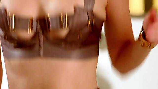 Slayed Lesbo Freya Parker Knows How To Gape Sky Blue Naturally