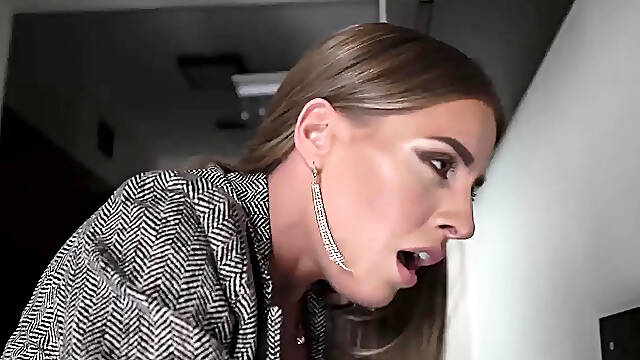 Raul Has Two Freeuse Stepmothers