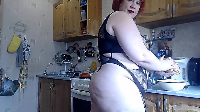 Chiken Fetish Game On My Kitchen