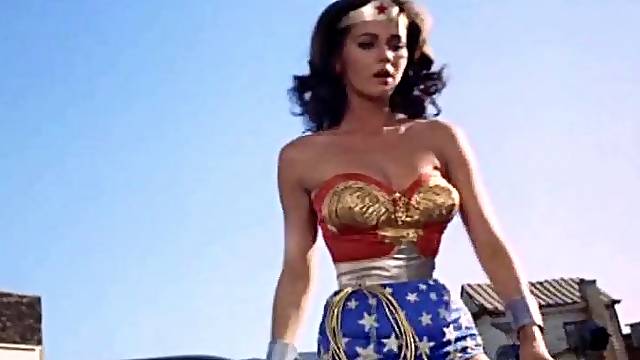 Linda Carter-Wonder Woman - Edition Job Superlatively Good Parts 10