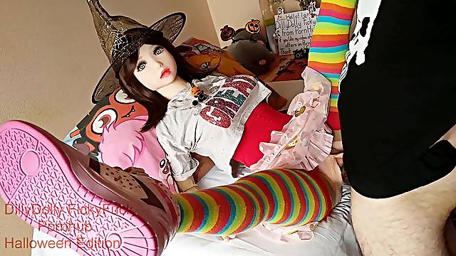 Realdoll Plow Susumi Halloween 5. Kawaii Bitch - Witch Cowngirl Monster Big Lips Pussy Creampie Poin