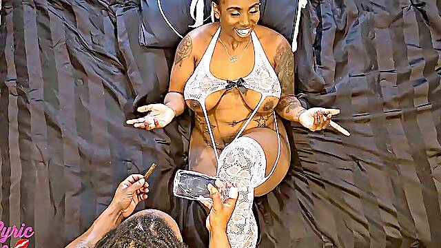 Smoking, Feet, Femdom, Ebony