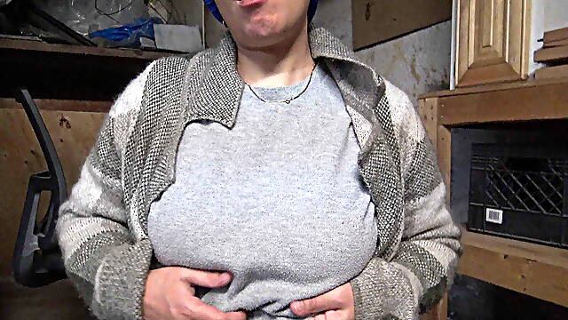 Une Fille Algerienne Sucer Un Homme Plus Age Dans Un Immeuble Abondant