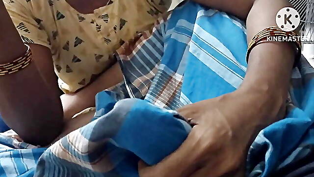 Telugu Aunty Affair With College Student 