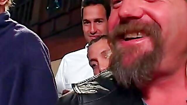 Dva Para, Zabava, Kolidž, Tolpanje