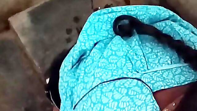 Indian Telugu Andhra Lovely Aunty Soking And Bikke Har Hasbend Coke In Mouth He Is Wash Room