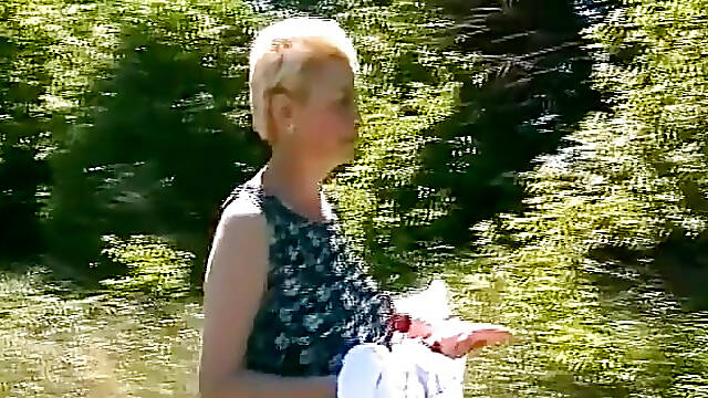 Gilf, Club, Pissing, Outdoor