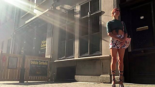 Follow Ing Your Ex Lola Belgium To The Park