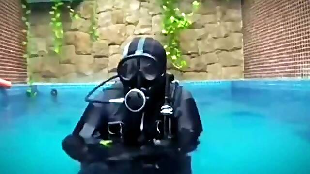 Sensual Scuba Beginners Dive
