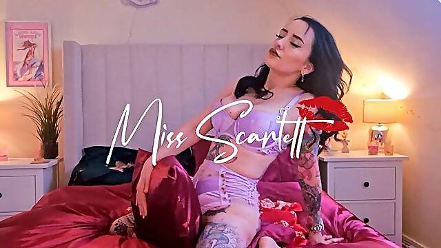 Scarletts Hot Satin Kimono & Lingerie Pillow Fuck