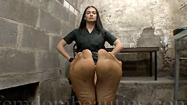 Goddess Endora - The Doctors Fragrant Nylon Stockings 2