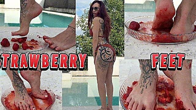 Lady Scarlet - Strawberry Feet Mobile