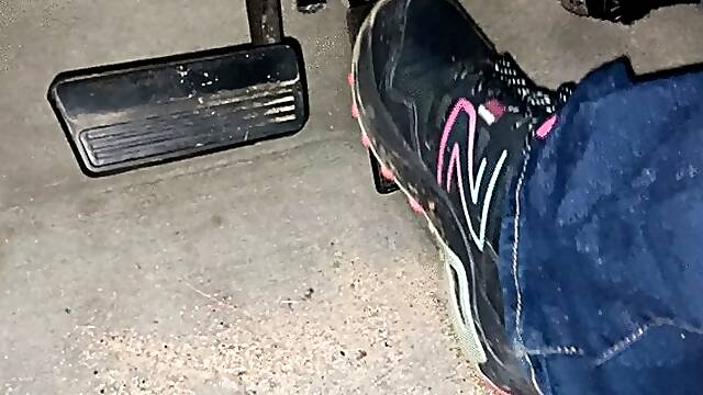 Evalynn Driving To Work In Sneakers And Jeans 2