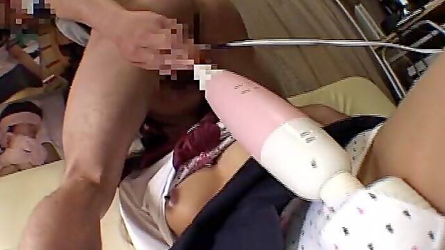 Hinami - Her Breasts Are Just The Size Of The Palm