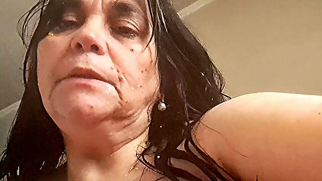 Lover Of A Thousand Wants To Impregnate Her, Bathe Her In Milk