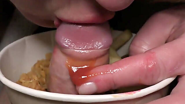 Hi Put Dick To My Kfc Cup, I Blow Him Until He Cum On My Food, But I'm Still Eating