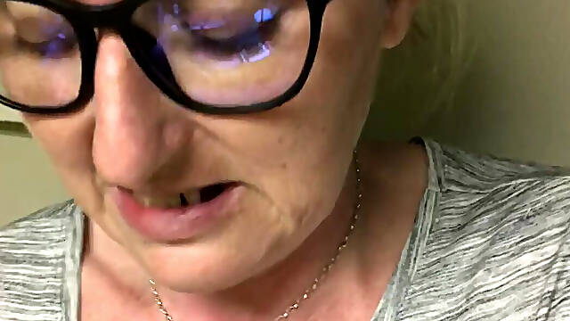 Train, Toilet, Oil, Pissing