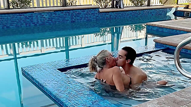 Pool, Bbw, Couple, Mature