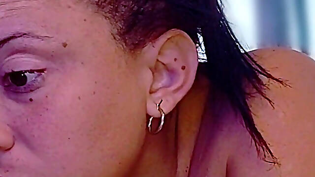 Giantess Lil Midget Huge 45Inch Ass 4Ft Tall Freak