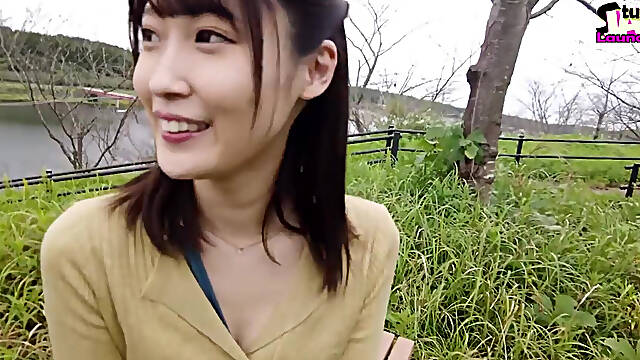 Anywhere Gulp-A Stunning Reception Muse Turns Exposure Into Her Signature Move Chapter-1