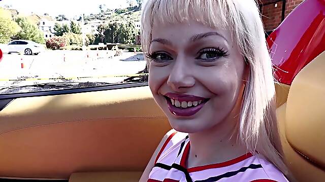 Navijačica, Oblečena, Oblečena Ženska In Nag Moški, V Uniformi